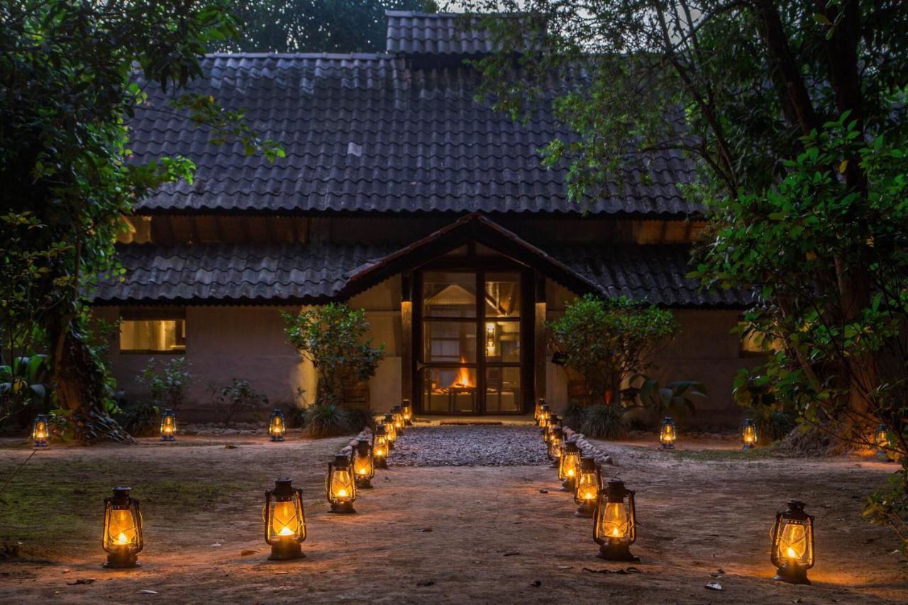 Tiger Tops Tharu Lodge Chitwan Εξωτερικό φωτογραφία
